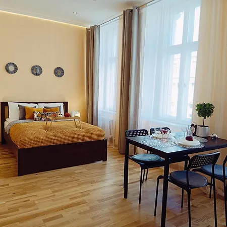 Apartman Centrally Located *